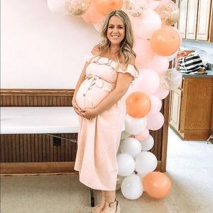 Off the shoulder Goodnight Macaroon Dress